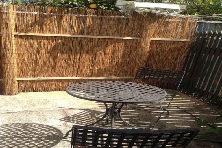 Photo of property in 14 Freyberg Street, Roslyn, Palmerston North, 4414