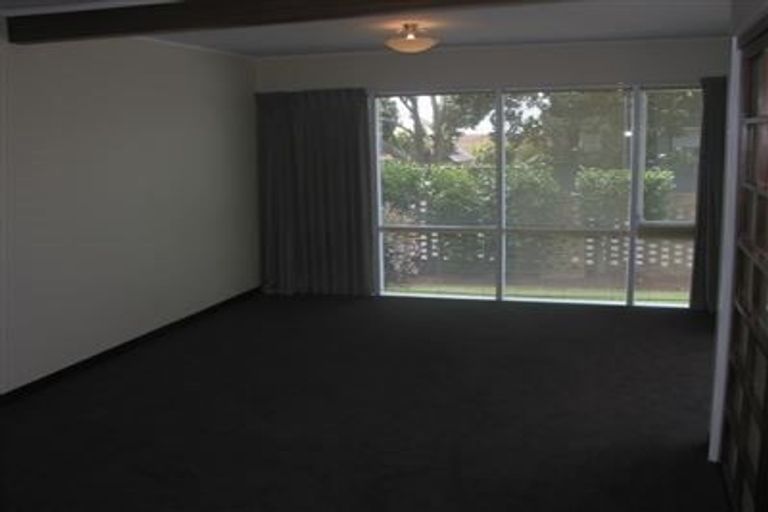 Photo of property in 2/78 Kitchener Road, Milford, Auckland, 0620