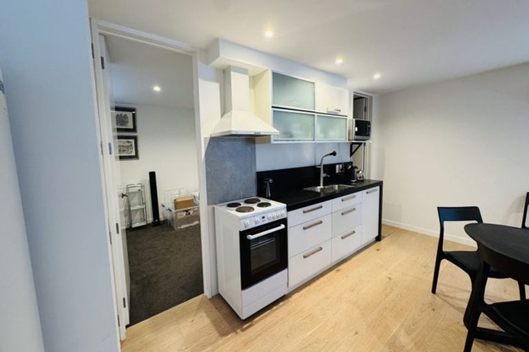Photo of property in 1/324 Beach Road, Campbells Bay, Auckland, 0630