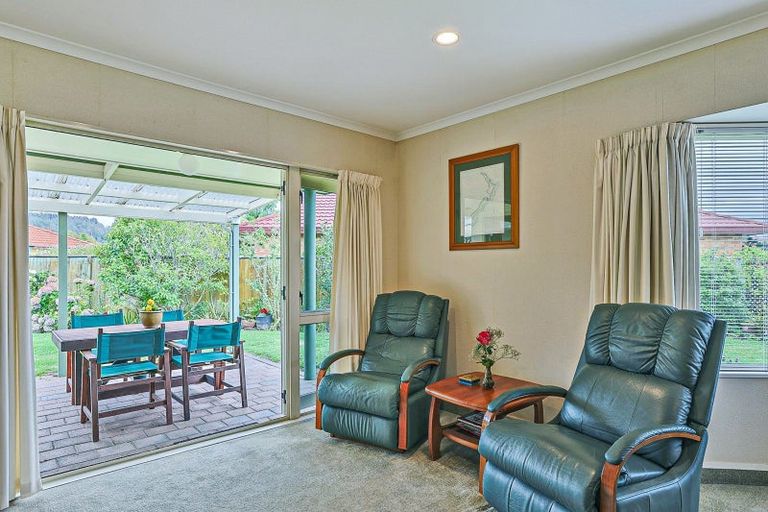 Photo of property in 6 Wilton Row, Taradale, Napier, 4112