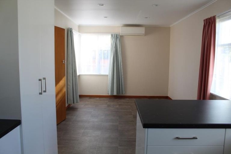Photo of property in 5 Marriner Street, Highbury, Palmerston North, 4412