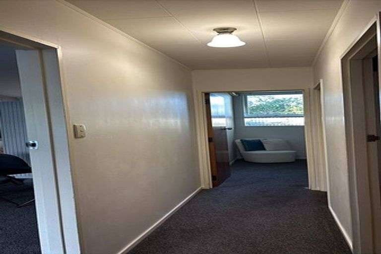 Photo of property in 10 Clendon Court, Roslyn, Palmerston North, 4414