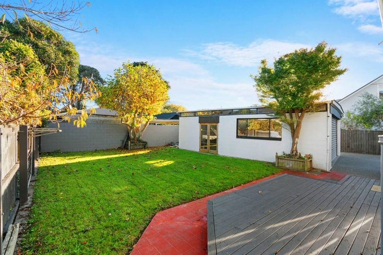 Photo of property in 31 Kotare Street, Fendalton, Christchurch, 8041