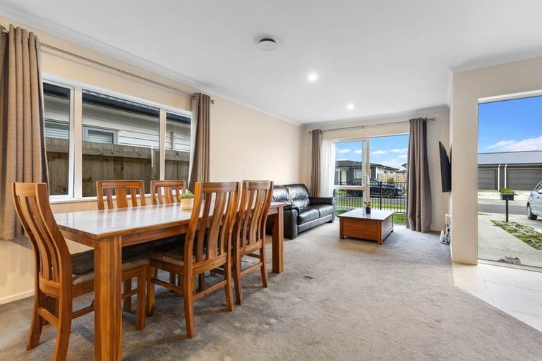 Photo of property in 23 Kutukutu Street, Takanini, 2112