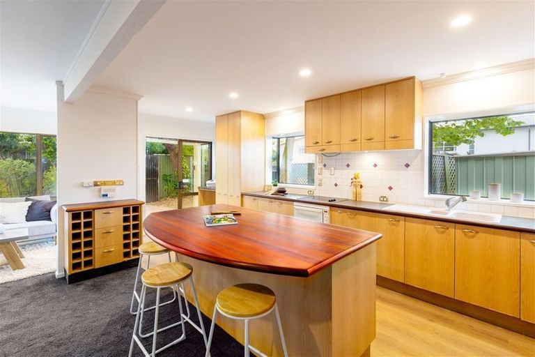 Photo of property in 2/455 Madras Street, St Albans, Christchurch, 8014