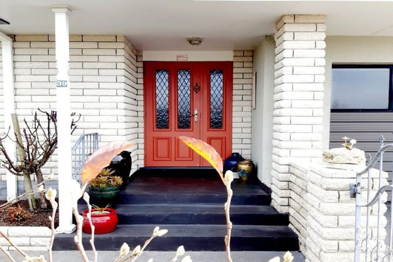 Photo of property in 39 Cordelia Street, Stratford, 4332