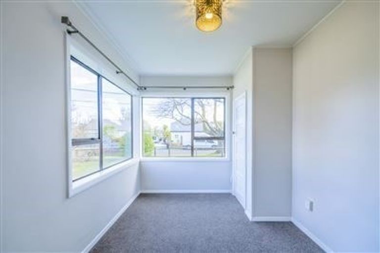 Photo of property in 17 Riley Crescent, Woolston, Christchurch, 8023