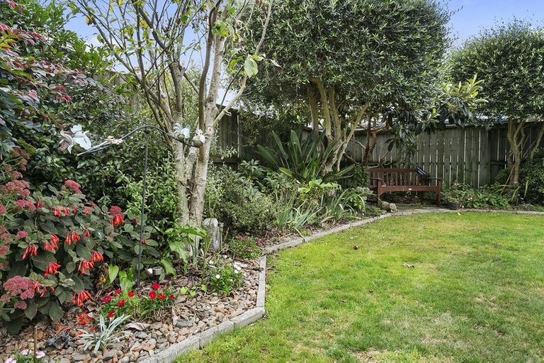 Photo of property in 30 Oaklands Drive, Cambridge, 3434