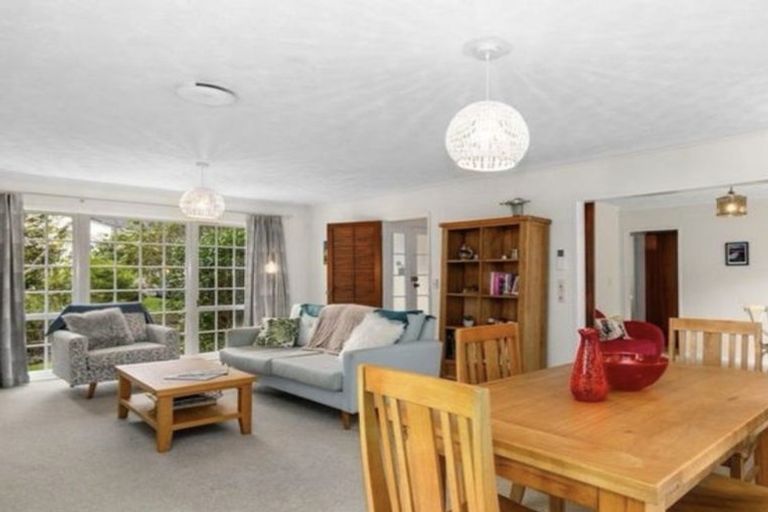 Photo of property in 53 Cambrian Street, Churton Park, Wellington, 6037