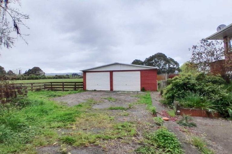 Photo of property in 361 Arapaepae Road, Levin, 5571