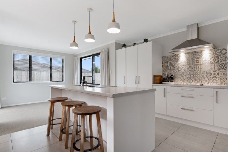 Photo of property in 30 Applin Lane, Pyes Pa, Tauranga, 3112