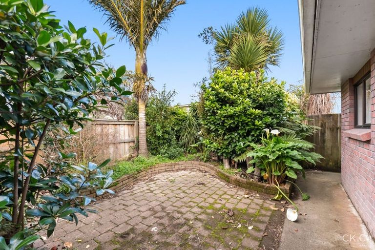 Photo of property in 20a Bauchop Road, Waterloo, Lower Hutt, 5011