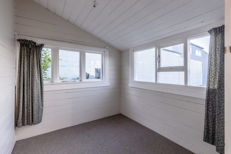 Photo of property in 5 Collins Street, Waipawa, 4210