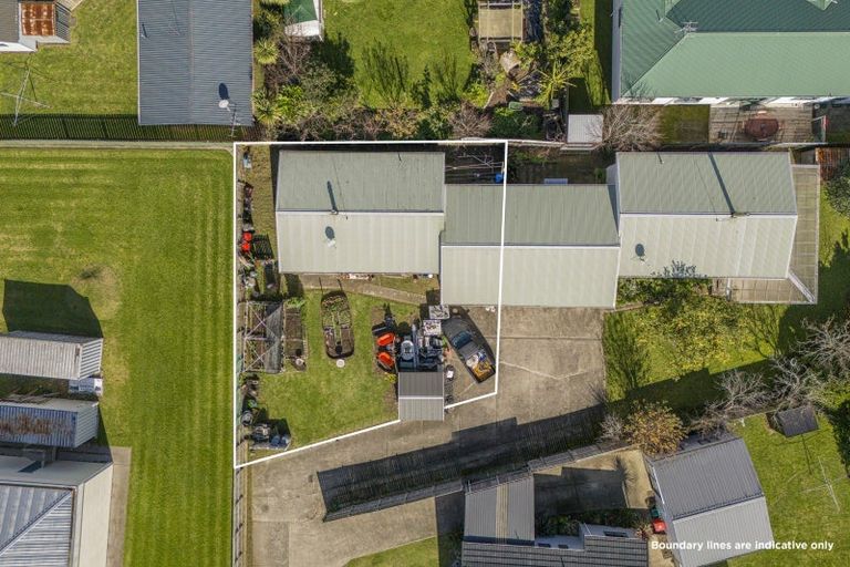 Photo of property in 6 Joan Gaskell Drive, Whitianga, 3510