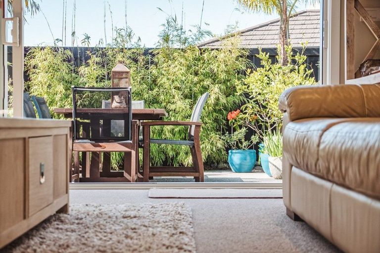 Photo of property in 12 Kokihi Close, Papamoa Beach, Papamoa, 3118