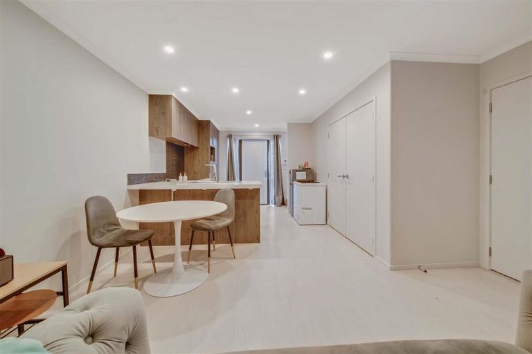 Photo of property in 1/1 Brooklyn Road, Claudelands, Hamilton, 3214
