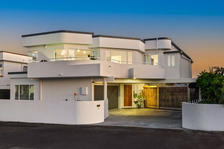 Photo of property in 5 Gardiner Street, Westshore, Napier, 4110