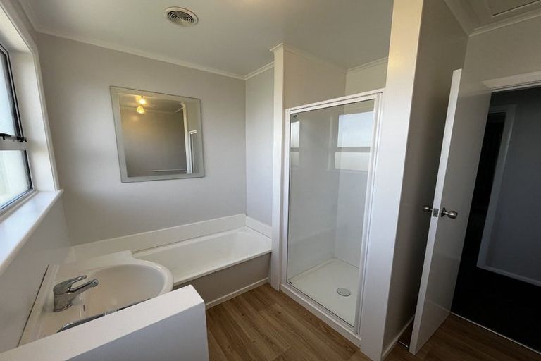 Photo of property in 25 Hiwi Crescent, Titahi Bay, Porirua, 5022