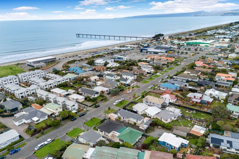 Photo of property in 20 Keppel Street, New Brighton, Christchurch, 8083