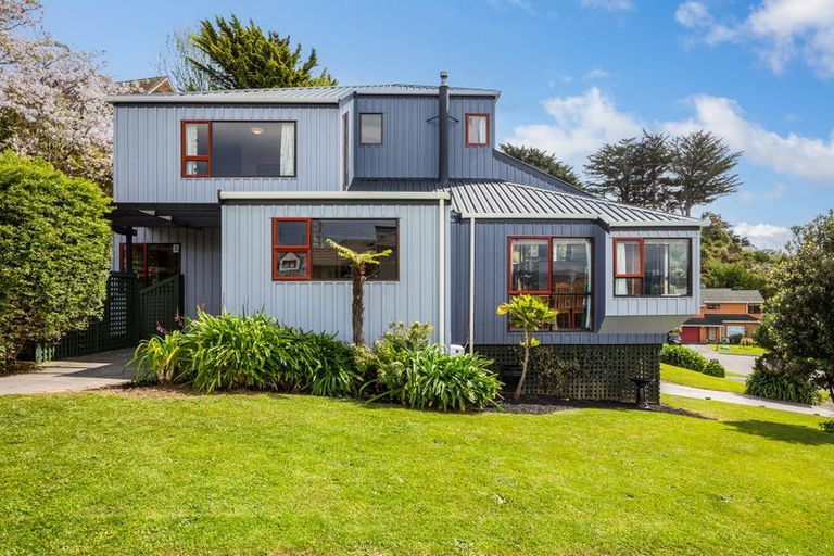 Photo of property in 1 Kedge Lane, Whitby, Porirua, 5024