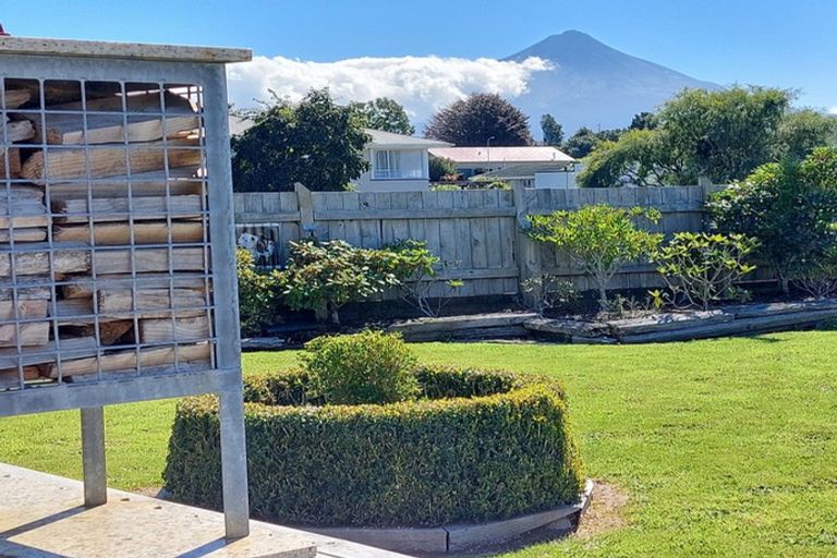 Photo of property in 32 Cordelia Street, Stratford, 4332