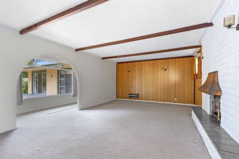 Photo of property in 111 Merrin Street, Avonhead, Christchurch, 8042