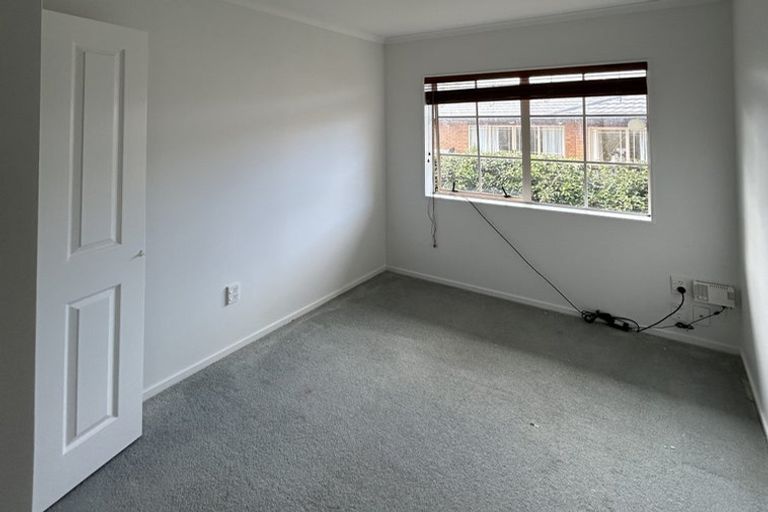 Photo of property in 12 Darimouth Place, Albany, Auckland, 0632