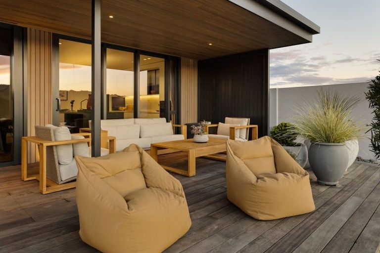 Photo of property in 29 Kahu Crescent, Whitianga, 3510