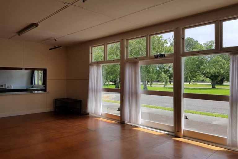 Photo of property in 8 Marine Parade, Wairoa, 4108