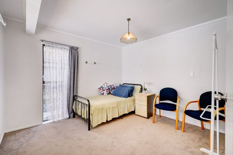 Photo of property in 2/14 Chip Grove, Sunnyhills, Auckland, 2010
