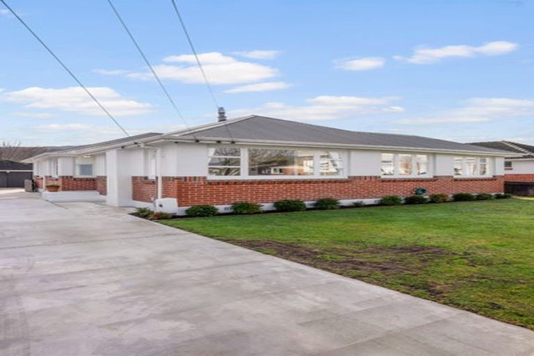 Photo of property in 89 Fraser Crescent, Elderslea, Upper Hutt, 5018