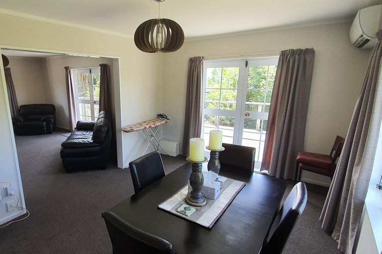 Photo of property in 155 Summerhill Drive, Fitzherbert, Palmerston North, 4410