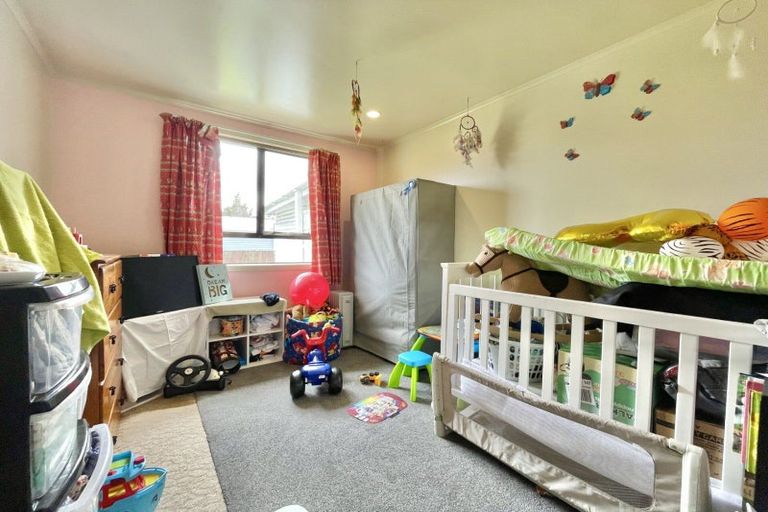 Photo of property in 9 Crathie Crescent, Tokoroa, 3420