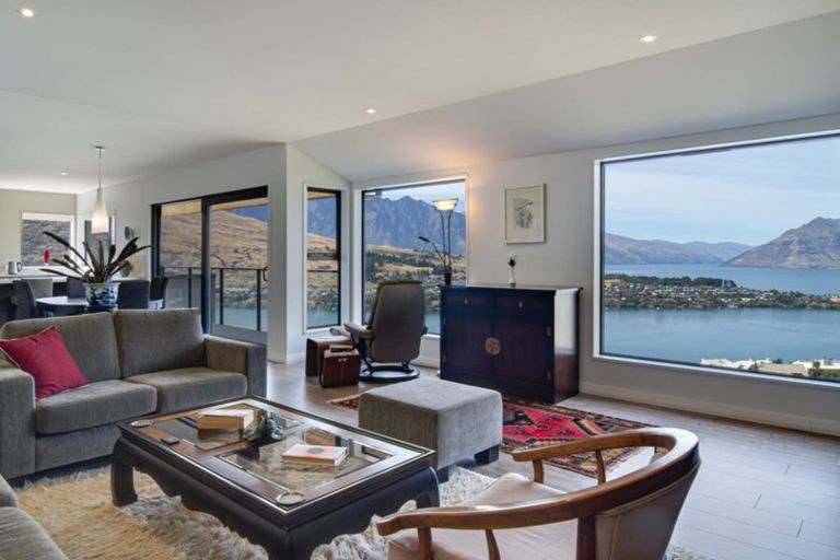 Photo of property in 3 Conifer Lane, Queenstown, 9300