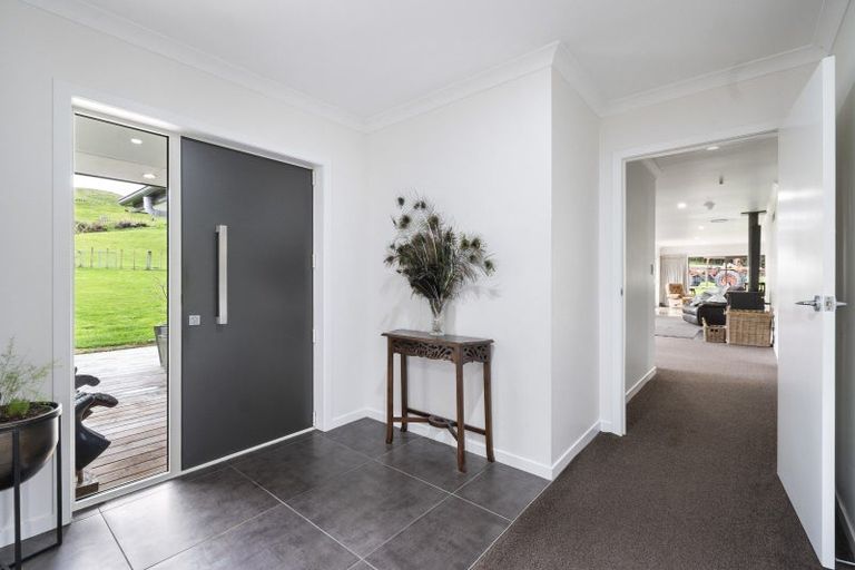 Photo of property in 120 East Mangahuia Road, Rangiwahia, Kimbolton, 4774