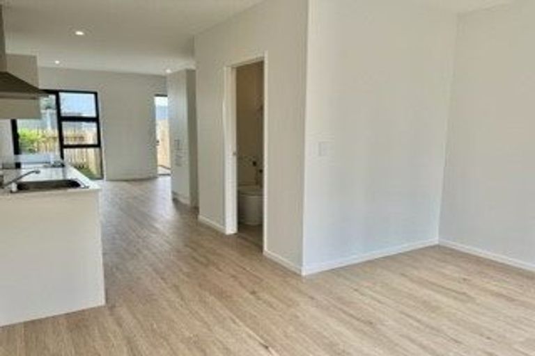 Photo of property in 148a Mcleod Road, Te Atatu South, Auckland, 0610