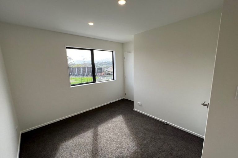 Photo of property in 33 Jabuka Street, Glen Eden, Auckland, 0602