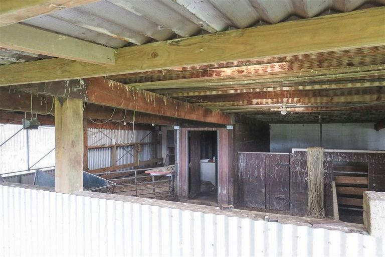 Photo of property in 351 Bay Road, West Plains, Invercargill, 9879