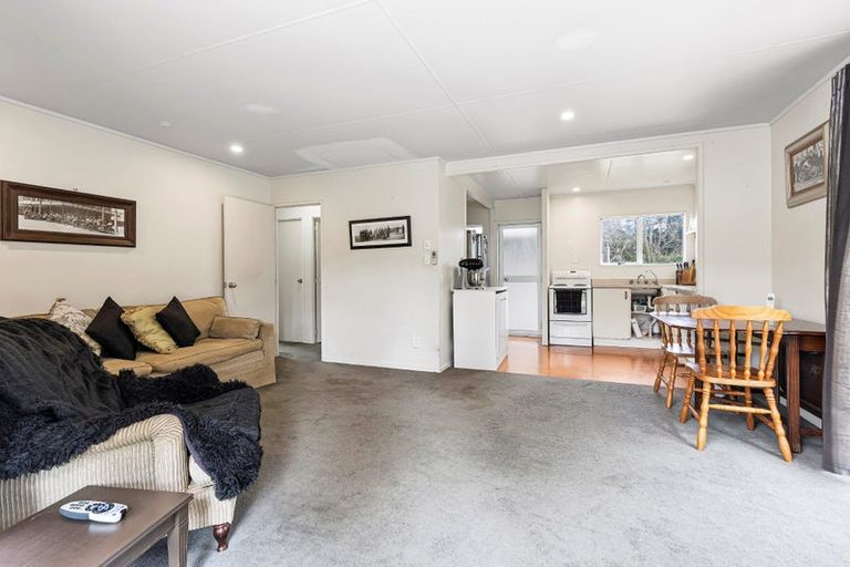 Photo of property in 198 Rautawhiri Road, Helensville, 0875