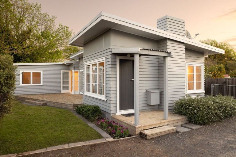 Photo of property in 12 Thornton Road, Cambridge, 3434