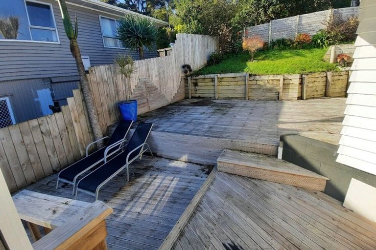 Photo of property in 9 Bryers Place, Bayview, Auckland, 0629