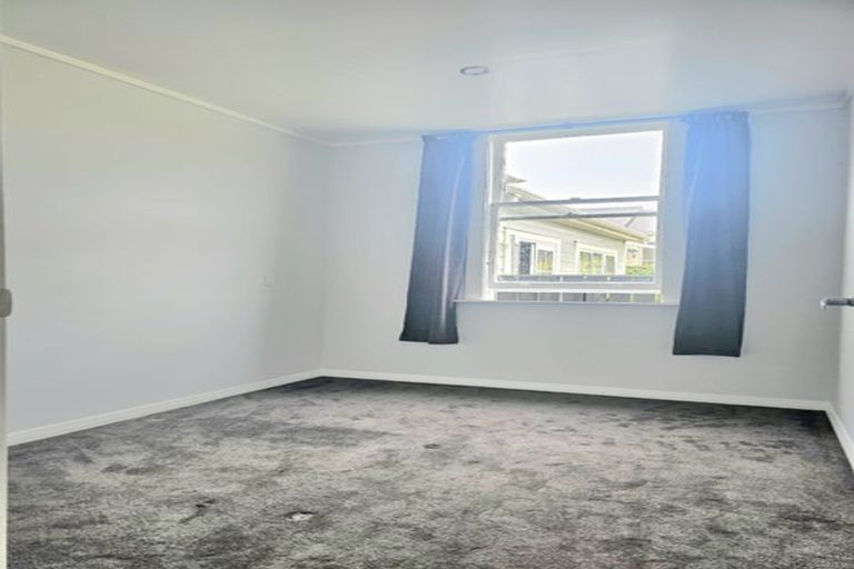 Photo of property in 24 Wilson Street, Newtown, Wellington, 6021