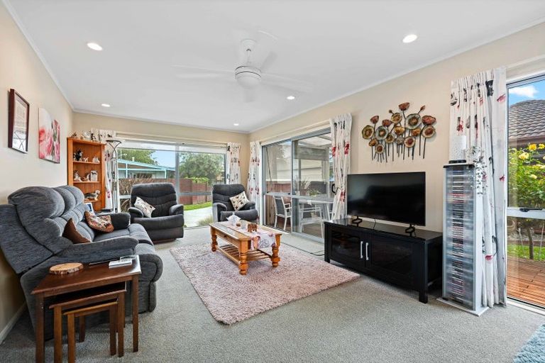 Photo of property in 31 Wiltshire Drive, Huntington, Hamilton, 3210