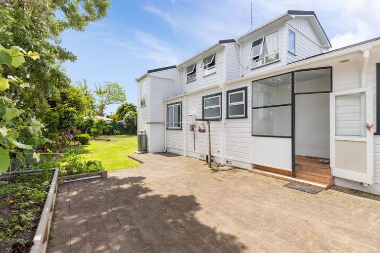 Photo of property in 6 Belgrave Place, Awapuni, Palmerston North, 4412