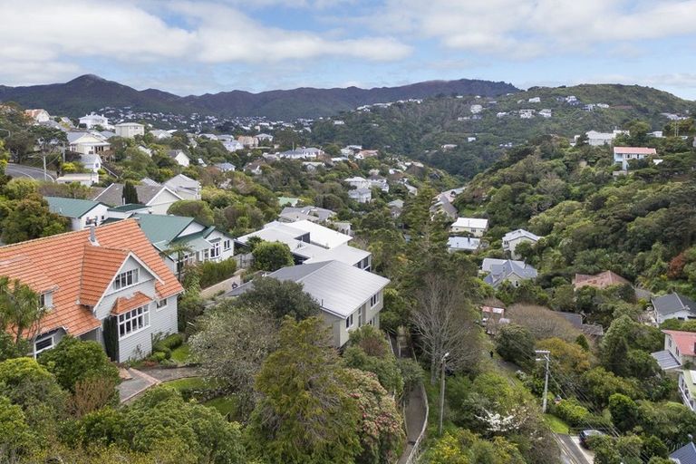 Photo of property in 15 Oban Street, Wadestown, Wellington, 6012