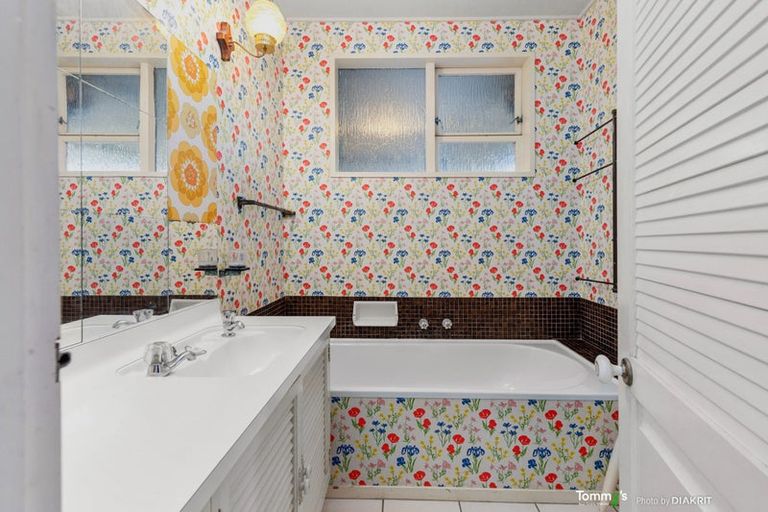 Photo of property in 29 Lucknow Terrace, Khandallah, Wellington, 6035