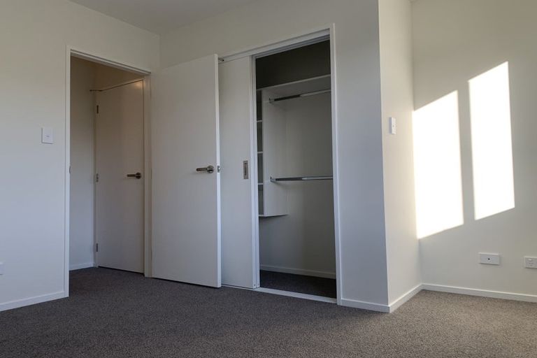 Photo of property in 37 Jabuka Street, Glen Eden, Auckland, 0602