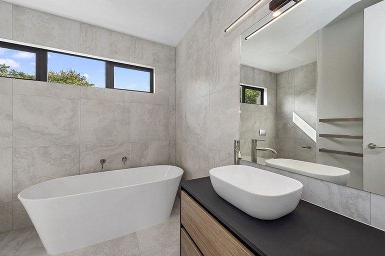 Photo of property in 14 Galbraith Avenue, Beerescourt, Hamilton, 3200