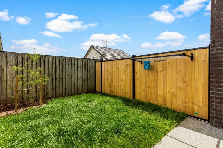 Photo of property in 148 Mcleod Road, Te Atatu South, Auckland, 0610