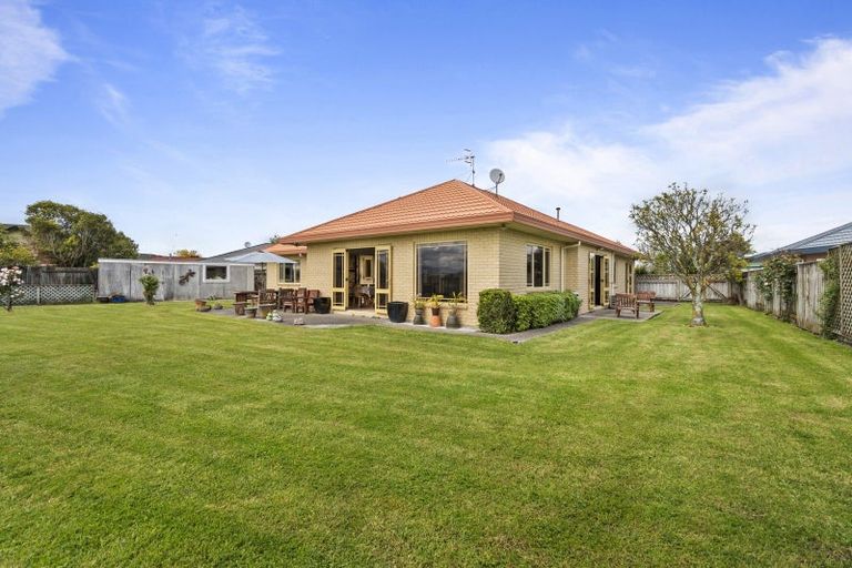 Photo of property in 35 Madison Avenue, Milson, Palmerston North, 4414